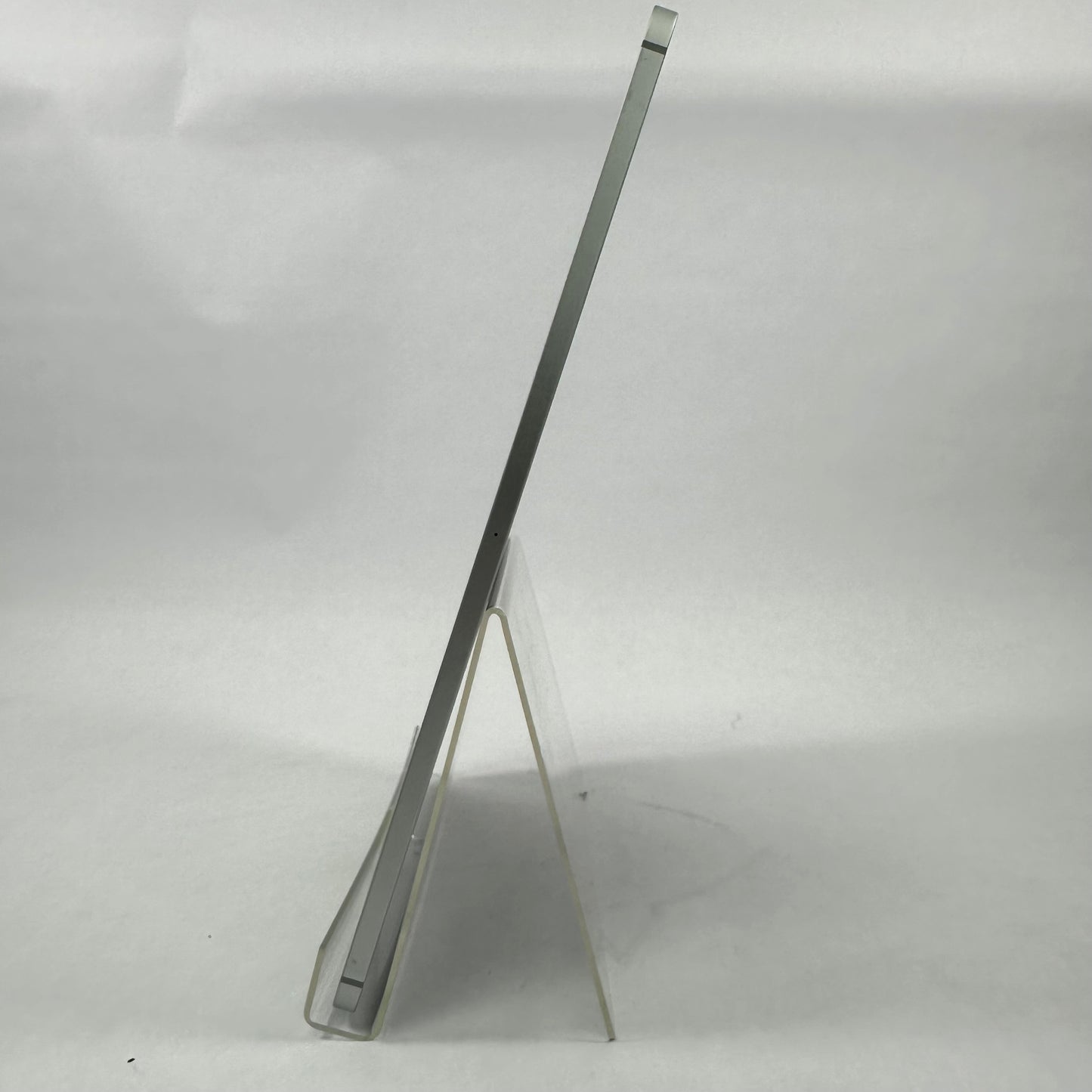 Unlocked Apple iPad Pro 12.9" 6th Gen 256GB