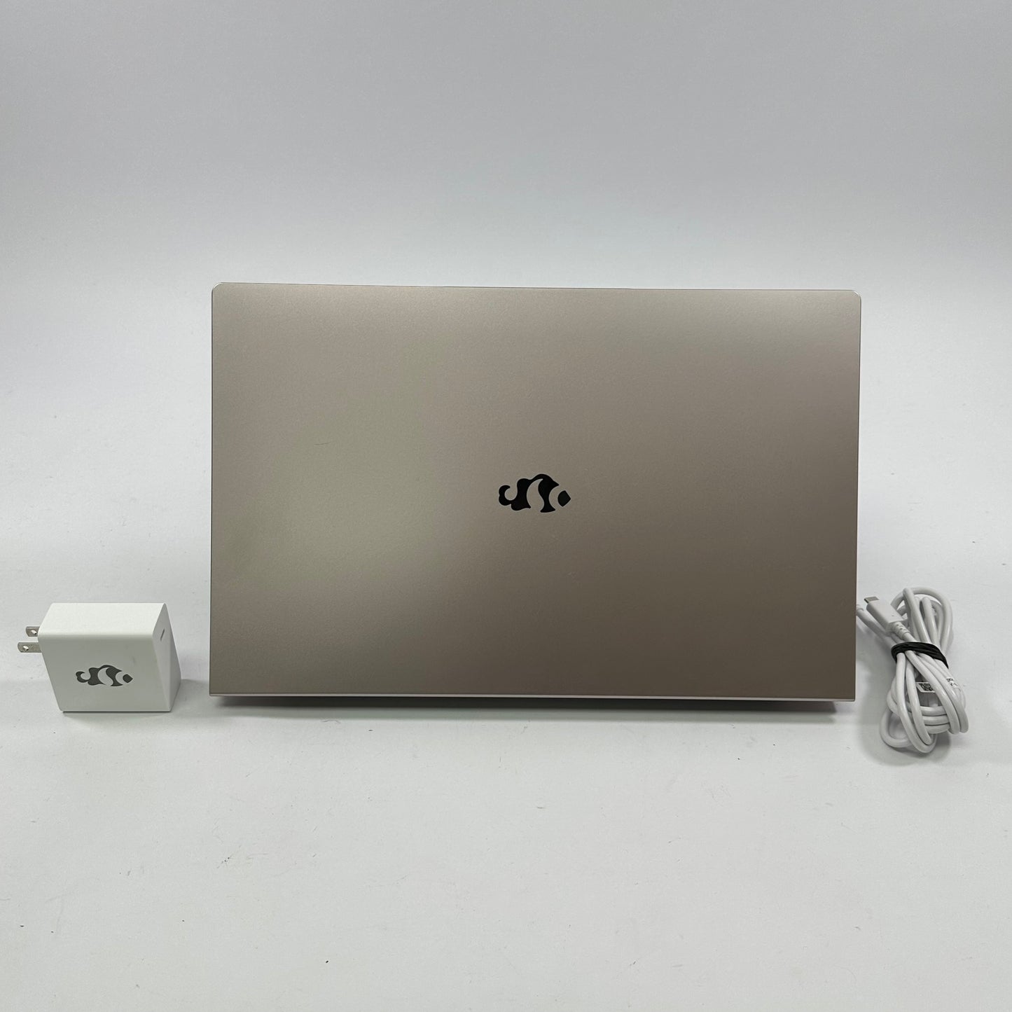 Nimo N152 15.6" Ryzen 5 3500U 2.1GHz 16GB RAM 256GB SSD