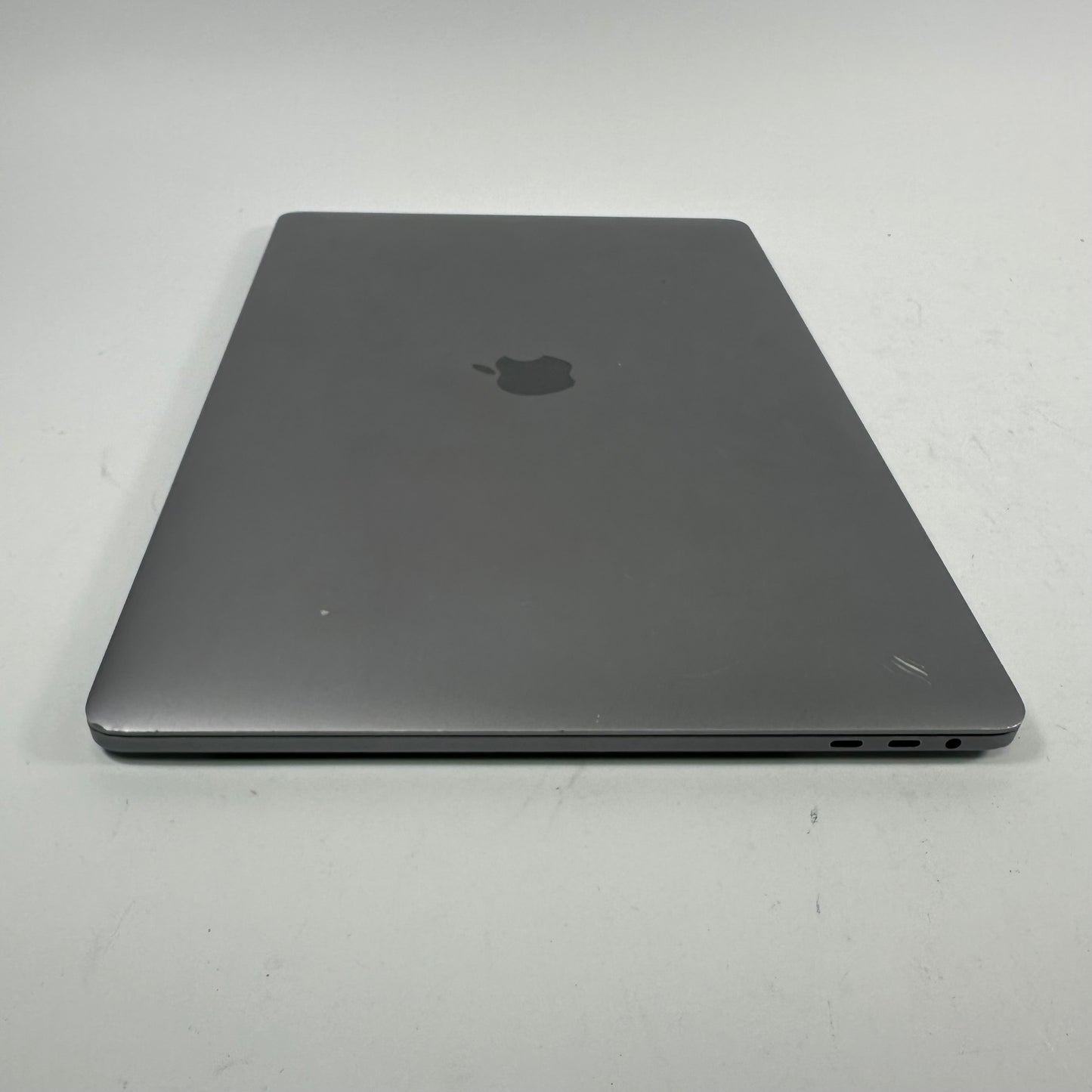 2016 Apple MacBook Pro 15" i7 2.7GHz 16GB RAM 512GB SSD Space Gray A1707