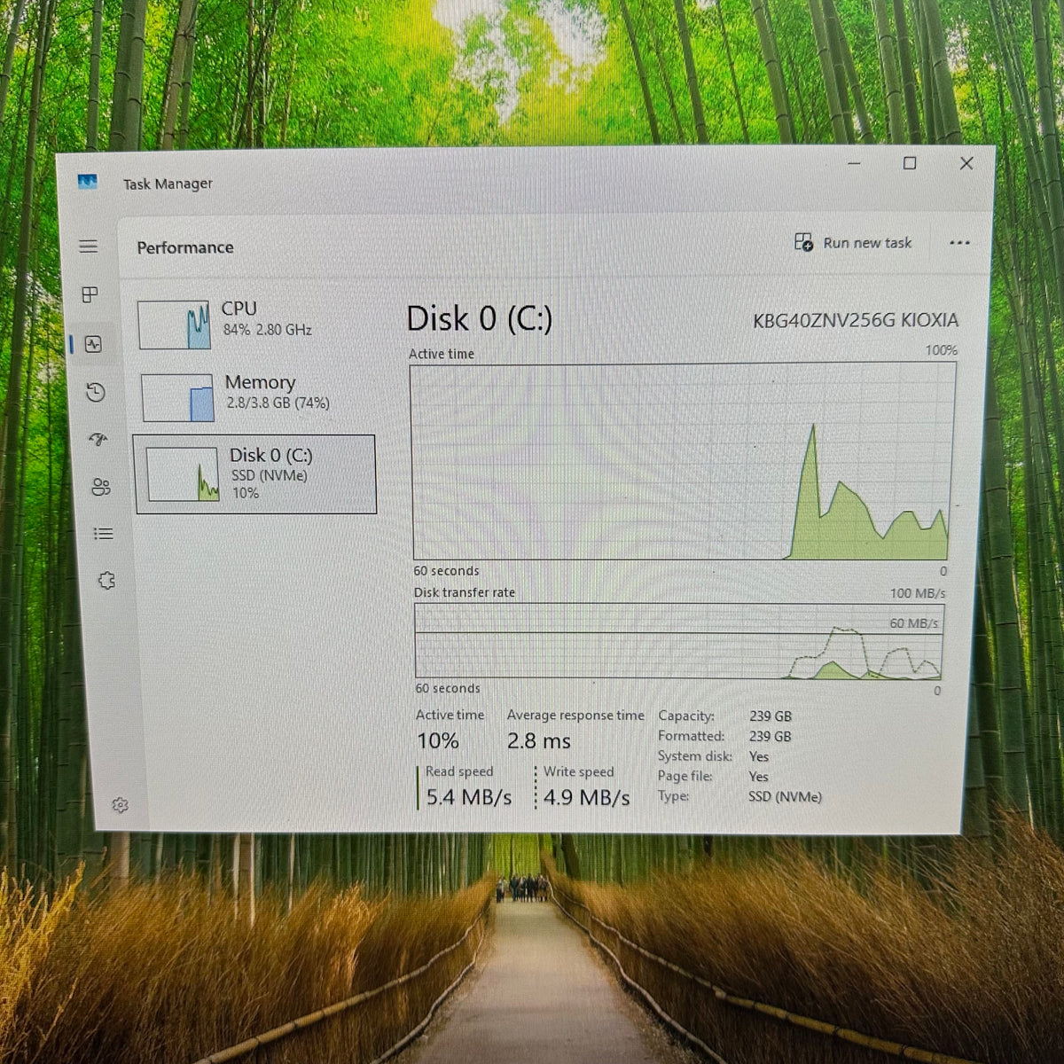 HP AIO 24-CB0011 23.8" Celeron J4025 2.00GHz 4GB RAM 256GB SSD