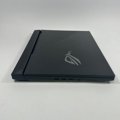 Asus ROG Strix G512L 15.6" i7-10870H 2.2GHz 16GB RAM 512GB SSD GeForce RTX 2060