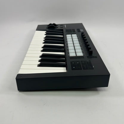 Novation LaunchKey 25 MK4 Compact 25-Key USB MIDI Keyboard Controller