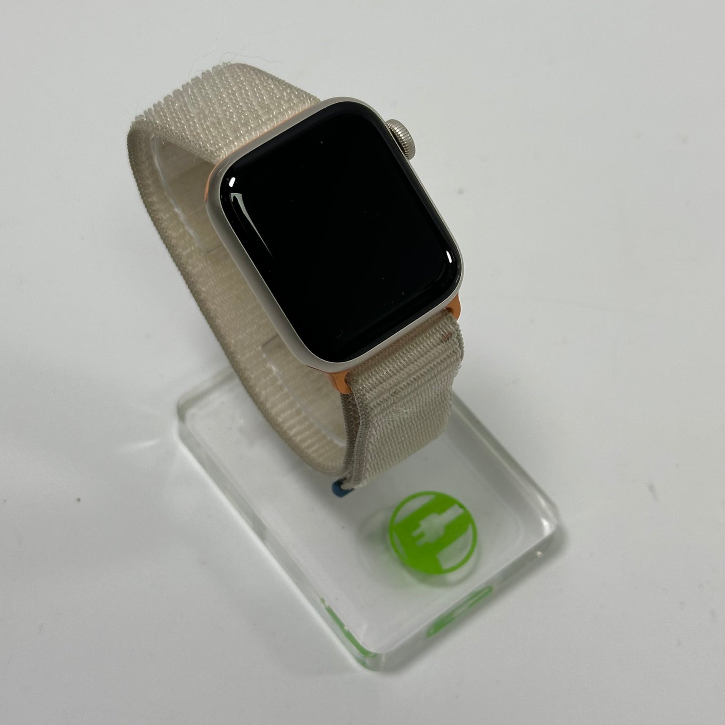 Unlocked Apple Watch SE 2nd Gen 40MM Starlight Aluminum MRG33LL/A