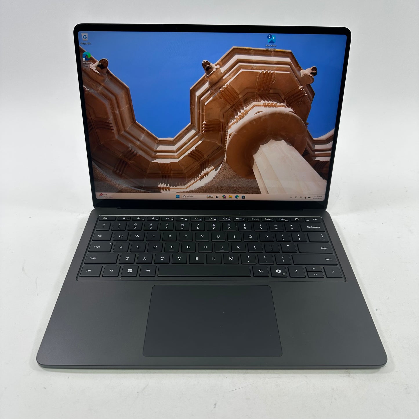 Microsoft Surface Laptop 7 2107 13.8" Ultra 7 2.2GHz 16GB RAM 256GB SSD Read