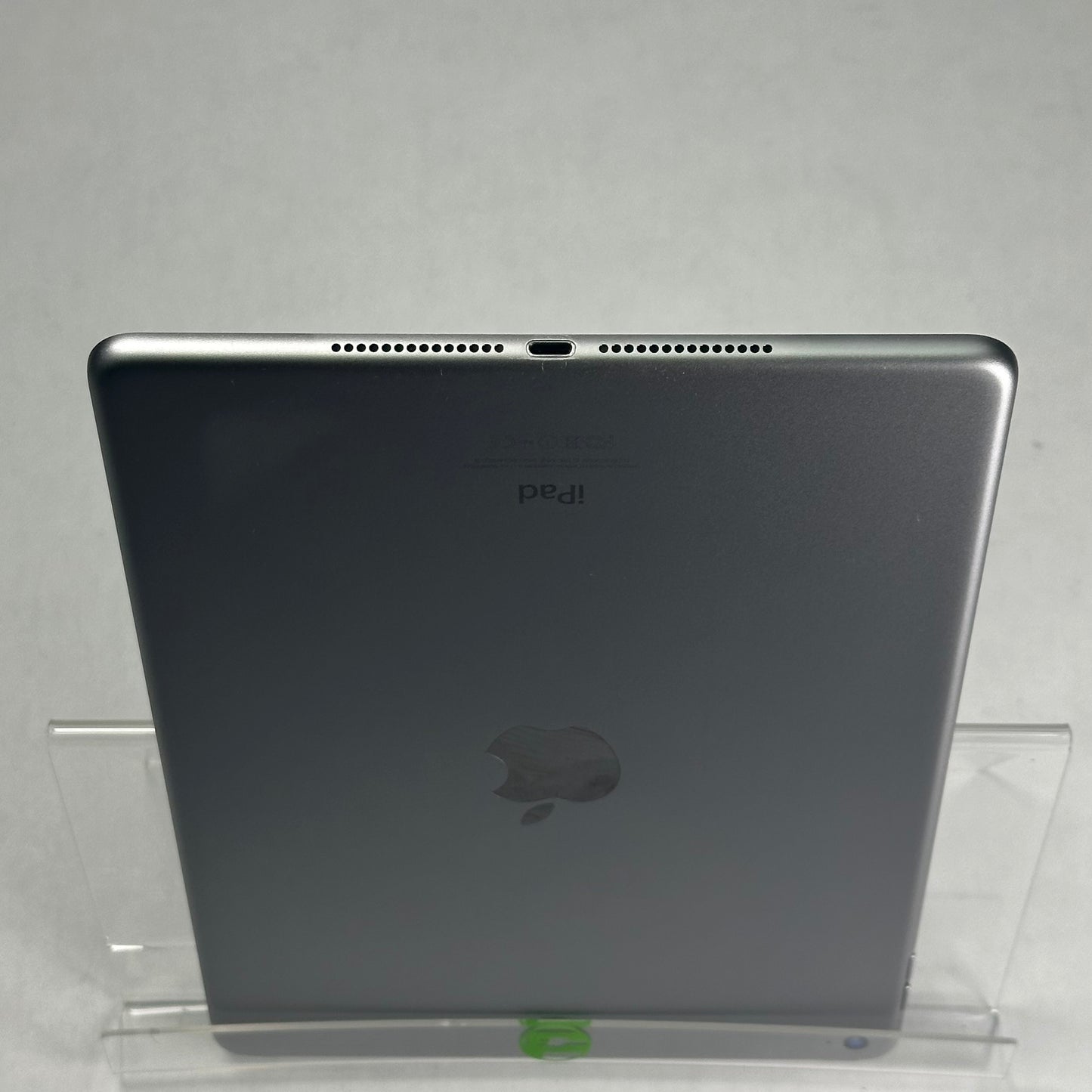 WiFi Only Apple iPad Air 2nd Gen 64GB 14.6 SPACE GRAY MGKL2LL/A