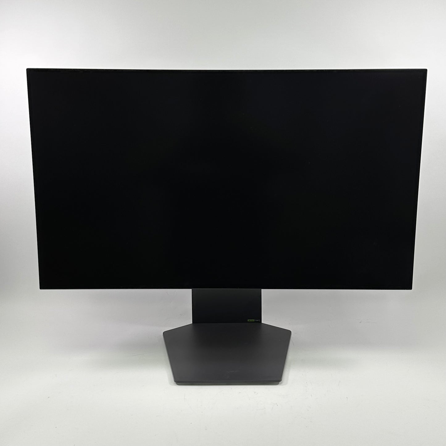 LG 32 32GS95UE-B 4K UHD OLED Gaming Monitor