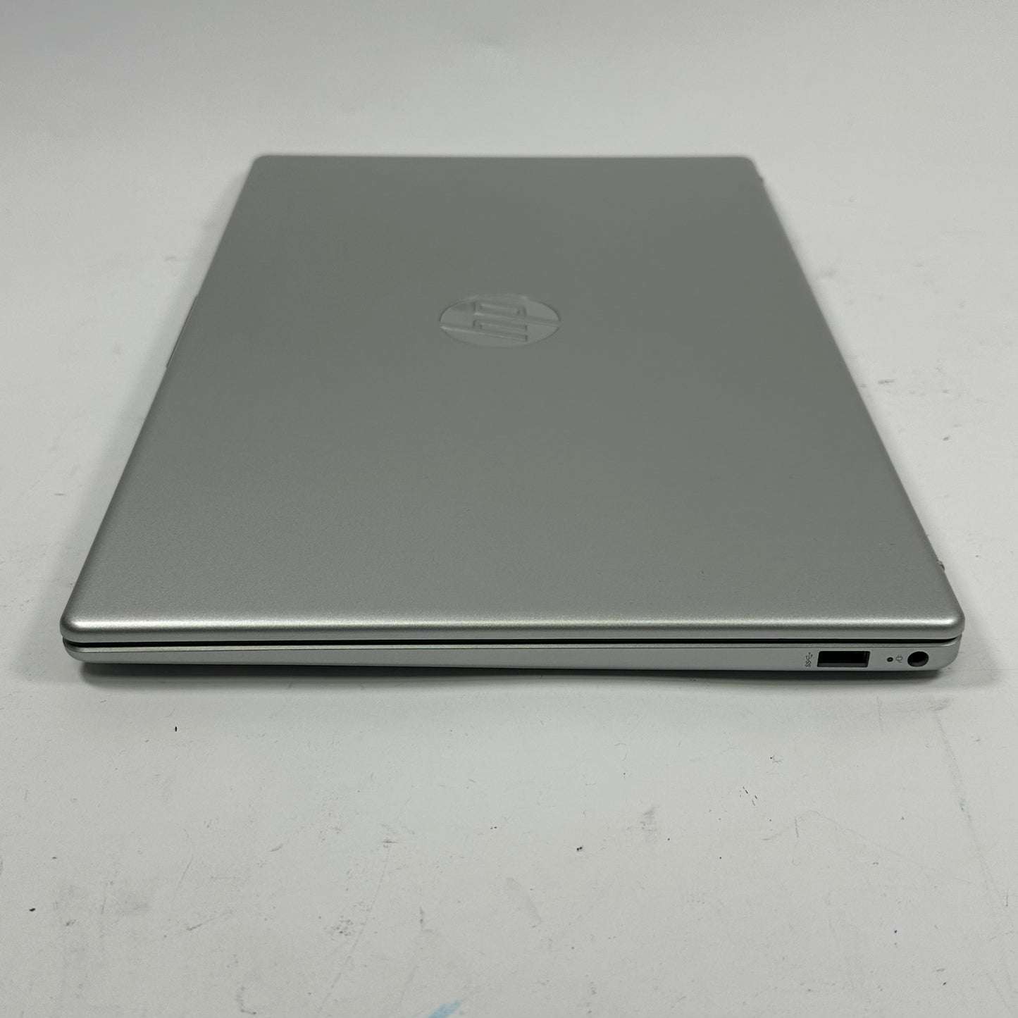 HP Laptop 15-FC0869NR 15.6" Ryzen 5 7520U 2.8GHz 8GB RAM 512GB SSD