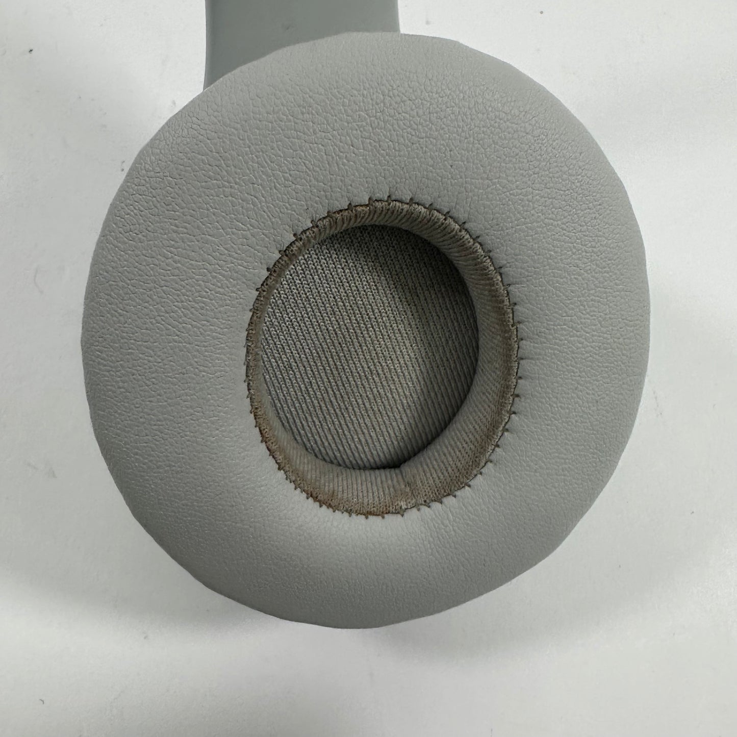 Beats Solo4  Wireless On-Ear Bluetooth Headphones Drenched Gray A3140