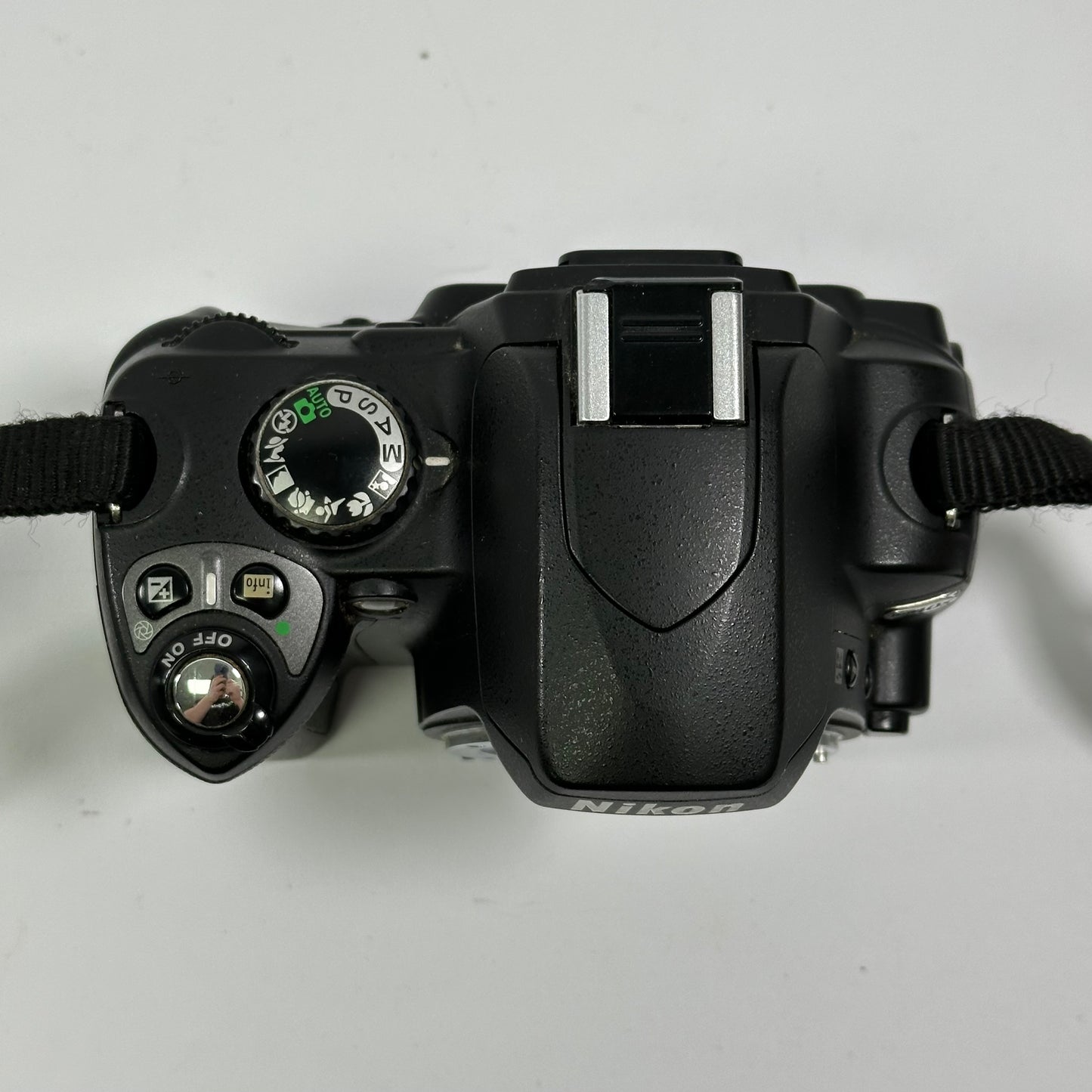 Nikon D40X 10.2MP Digital SLR DSLR Camera