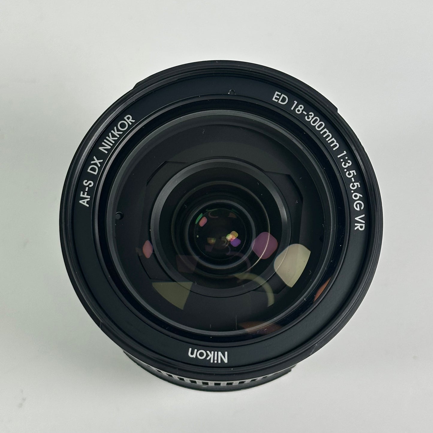 Nikon AF-S NIKKOR 18-300mm f/3.5-5.6 DX VR Auto & Manual Lens F