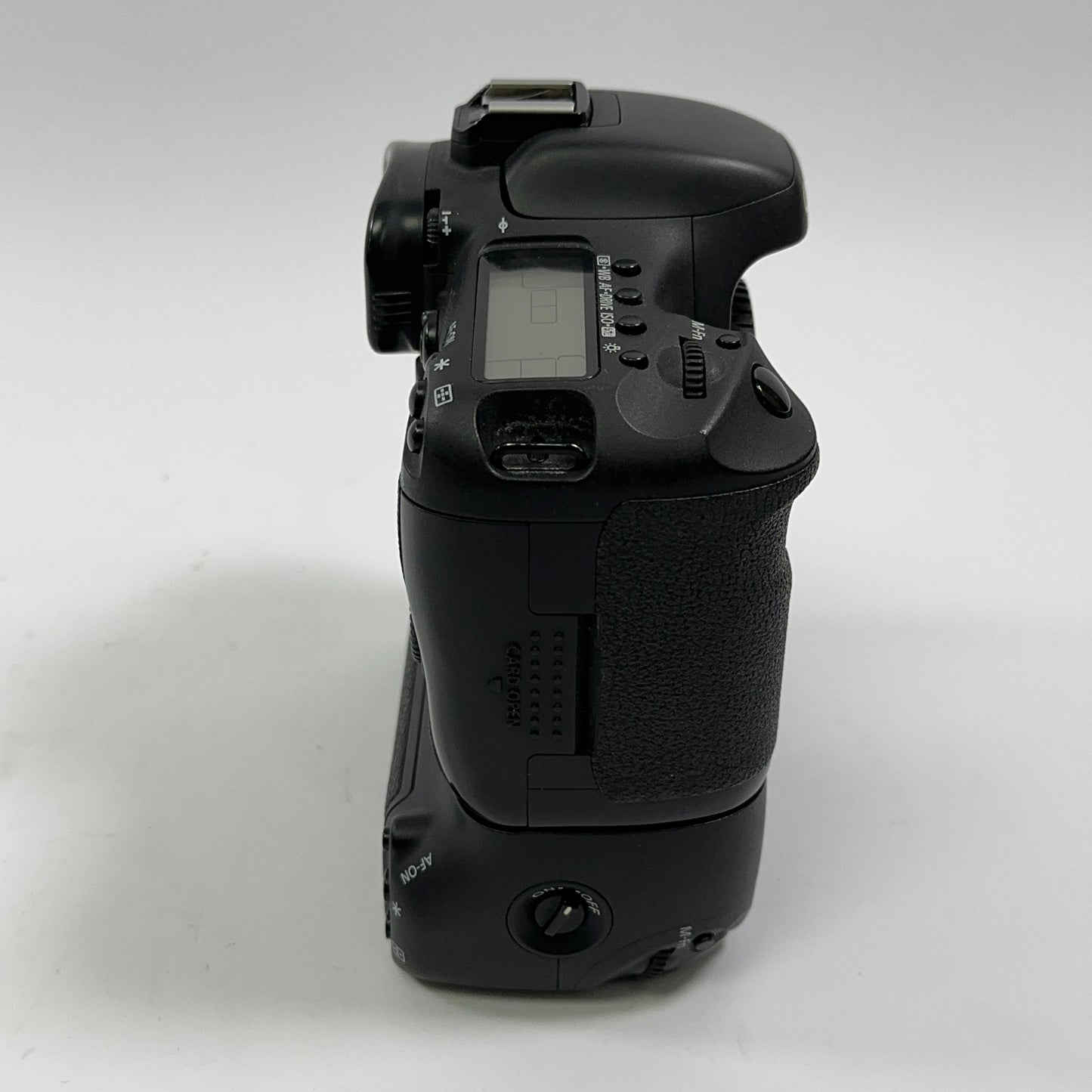 Canon EOS 7D 18.0MP Digital SLR DSLR Camera