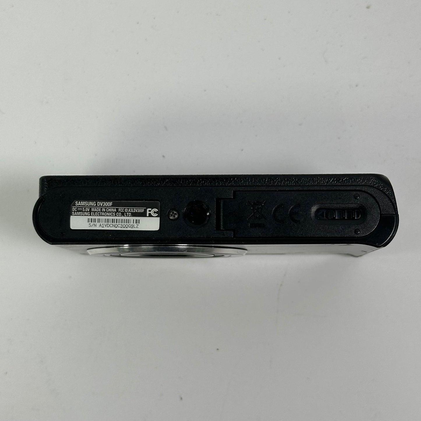 Samsung DualView DV300F 16.1MP Compact Digital Camera