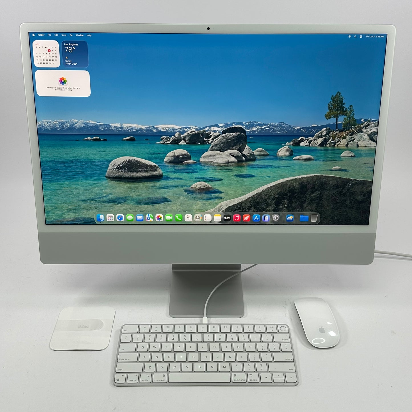 2021 Apple iMac 24" M1 8 Core 3.2GHz 8GB RAM 256GB SSD Silver A2438
