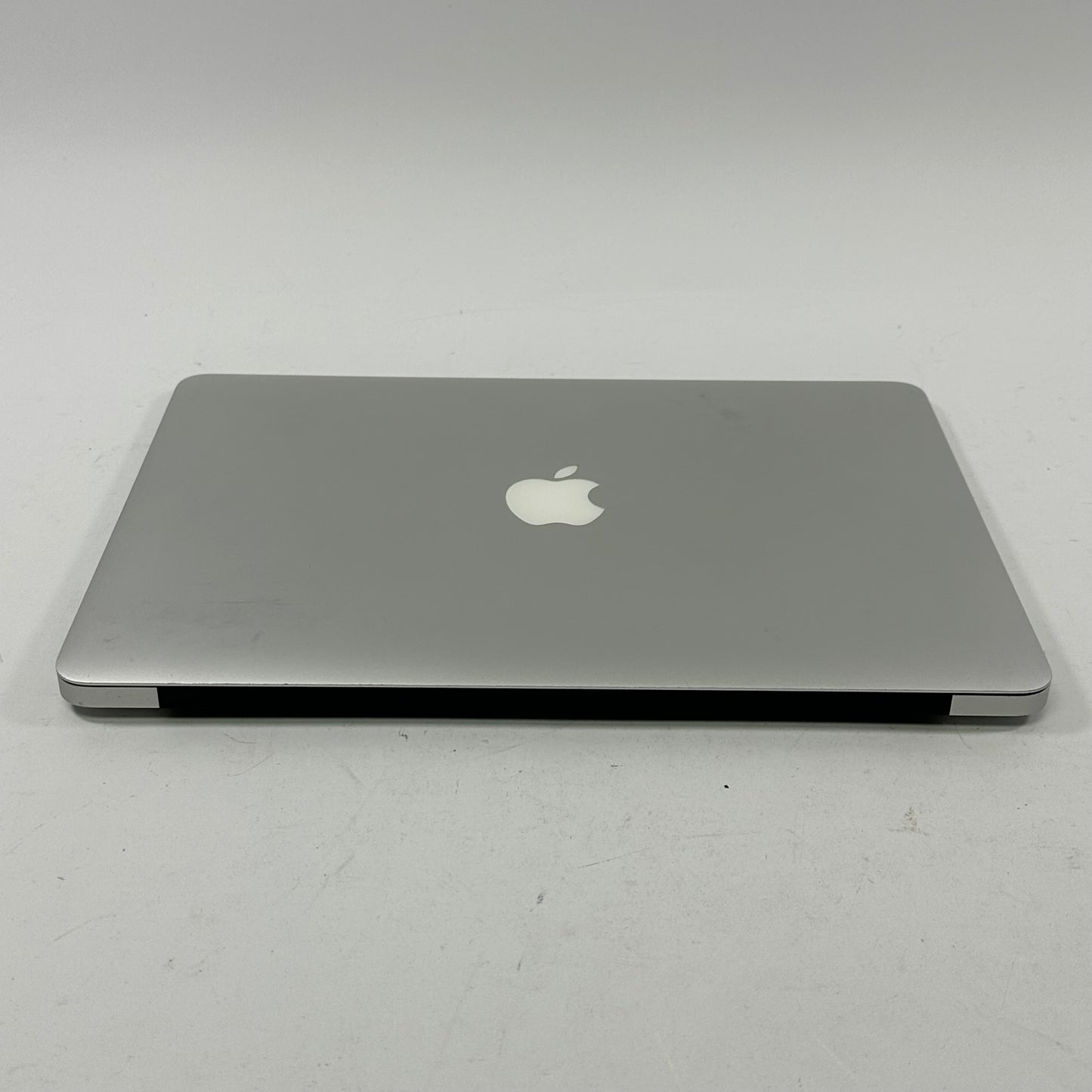2017 Apple MacBook Air 13.3" i5 1.8GHz 8GB RAM 128GB SSD Silver A1466