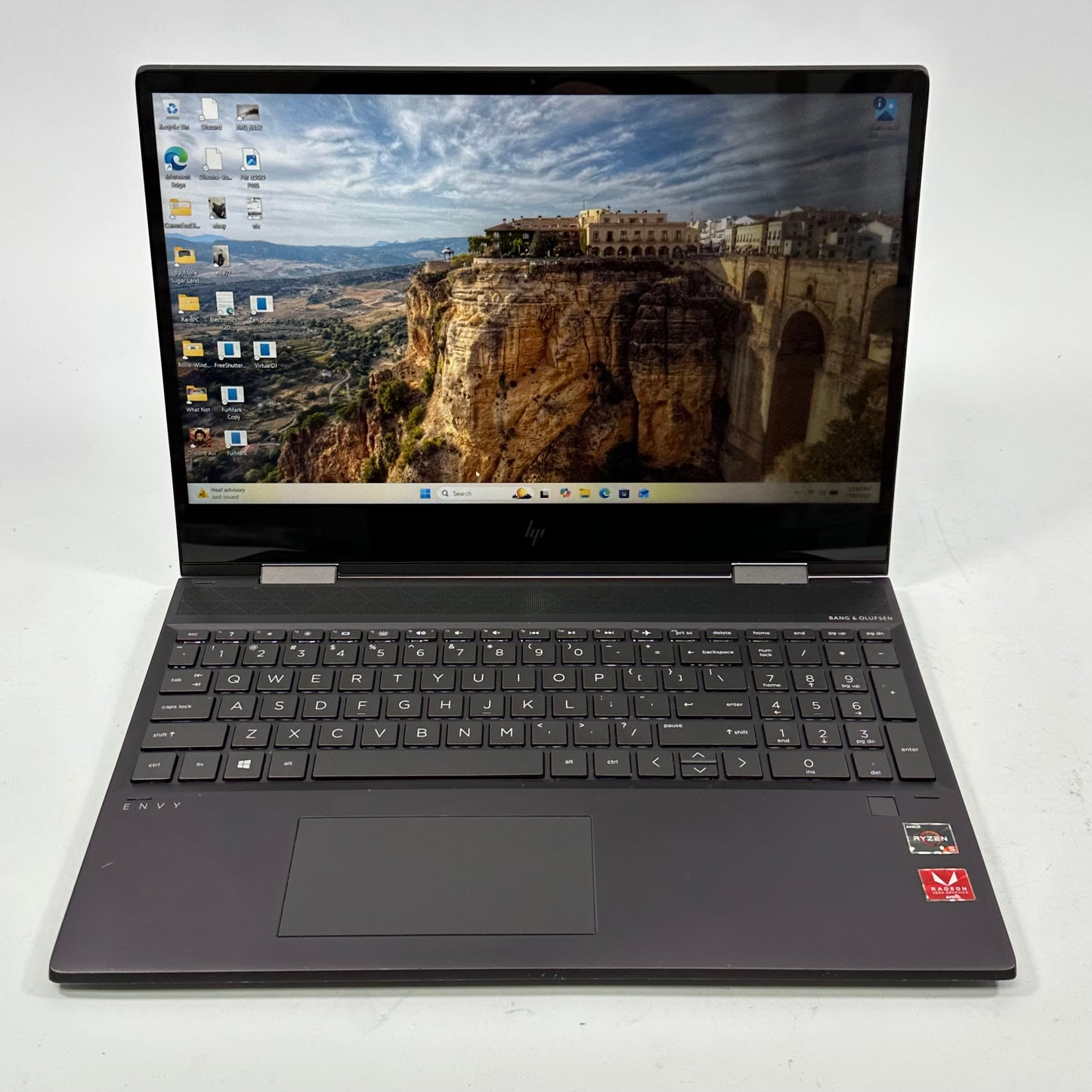 HP Envy x360 15M-DS0011DX 15.6" Ryzen 5 3500U 2.1GHz 8GB RAM 256GB SSD