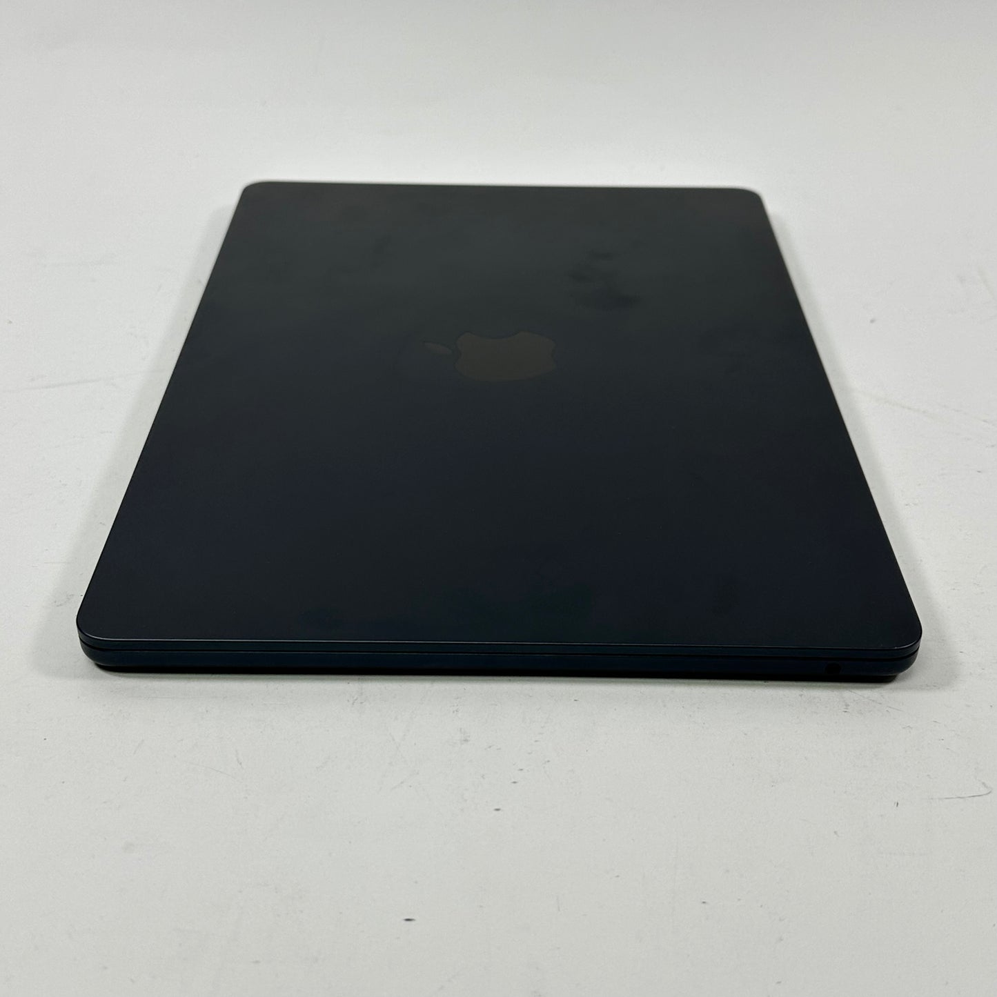 2024 Apple MacBook Air 13.6" M3 8C GPU 4.0GHz 8GB RAM 256GB SSD A3113