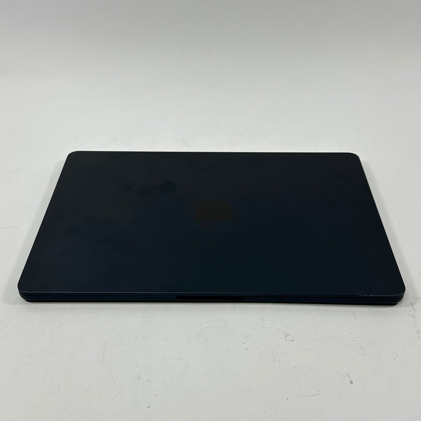 2024 Apple MacBook Air 13.6" M3 8C GPU 4.0GHz 8GB RAM 256GB SSD A3113
