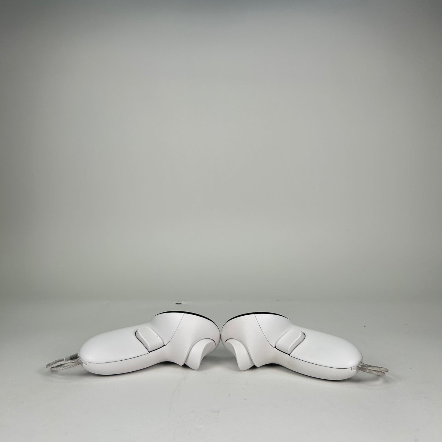 Meta Quest 3S 128GB Standalone All-in-One VR Headset P97