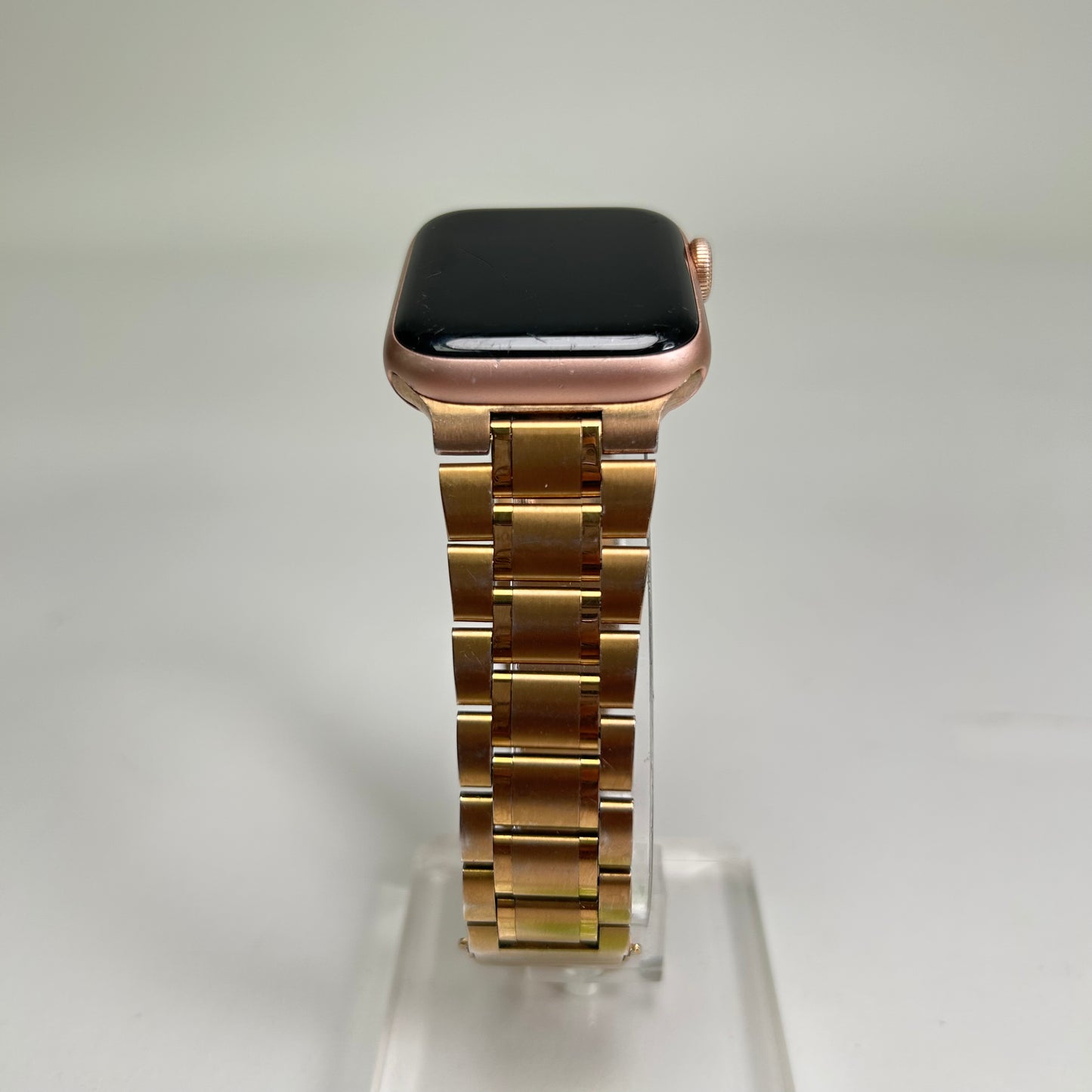Factory Unlocked Apple Watch SE 1st Gen 40MM Rose Gold Aluminum A2353