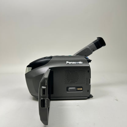 Panasonic Palmcorder VHSC PV-L680D