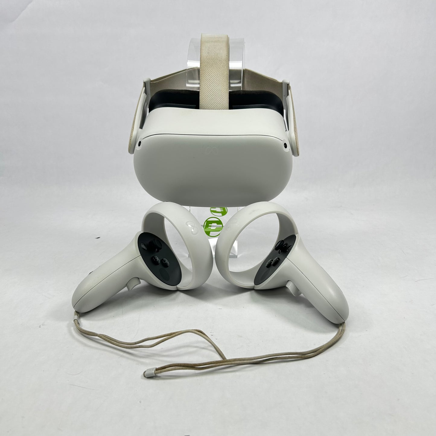 Meta Quest 2 128GB Standalone VR Headset Touch Controller KW49CM