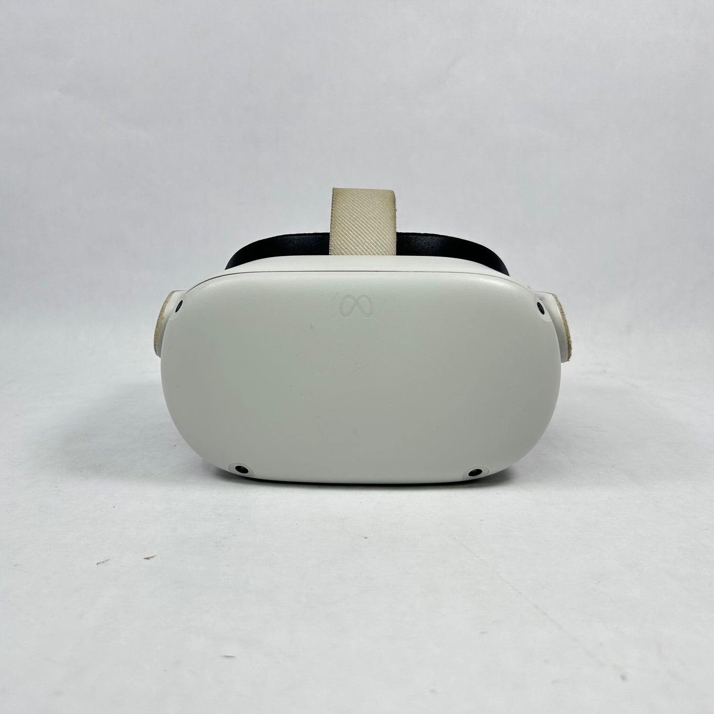 Meta Quest 2 128GB Standalone VR Headset Touch Controller KW49CM