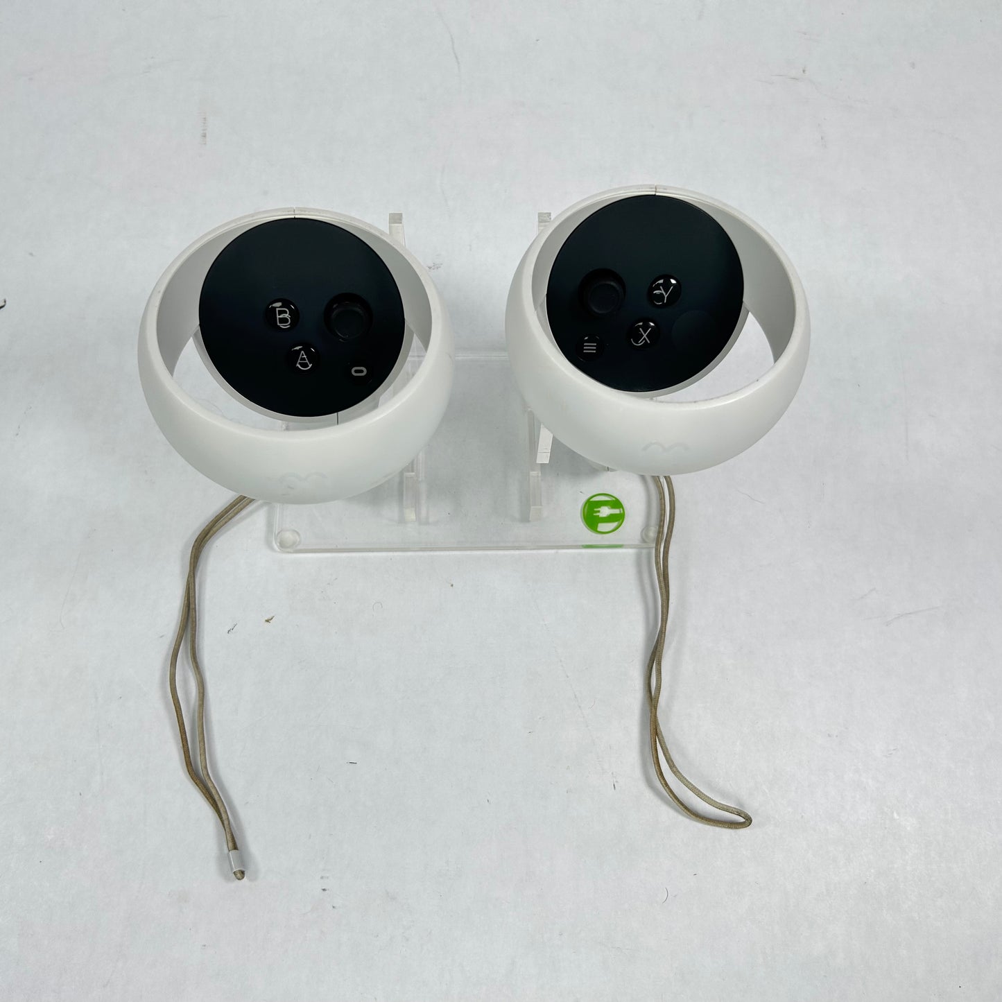 Meta Quest 2 128GB Standalone VR Headset Touch Controller KW49CM
