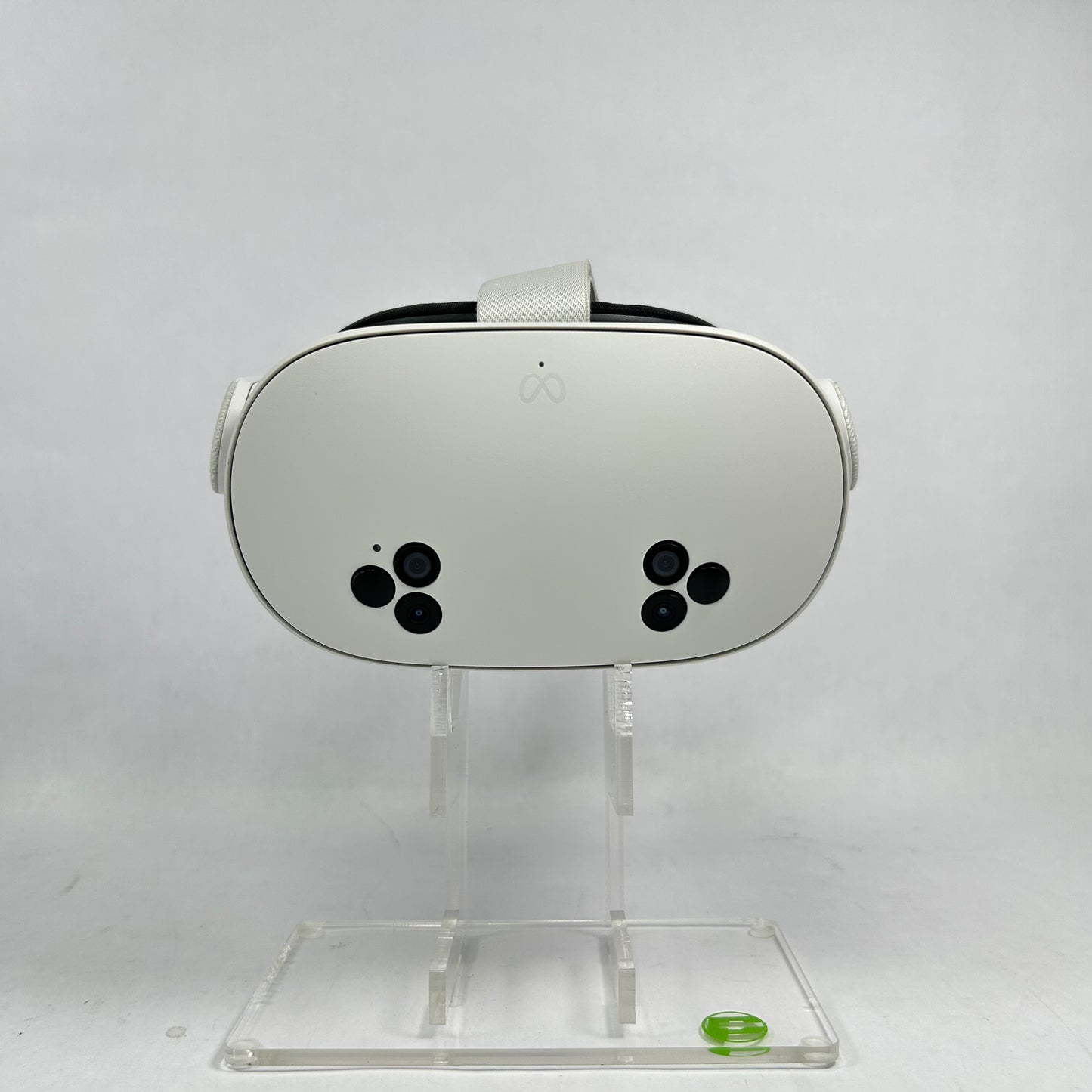 Meta Quest 3S 128GB Standalone VR Headset Touch Controller P97